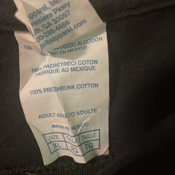 STAR WARS DARTH VADER GRAPHIC TEE - Picture 3 of 4